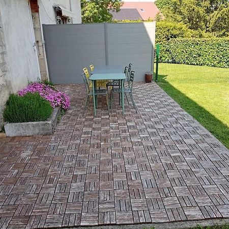 Gite Du Bibicherat Largillay-Marsonnay Kültér fotó